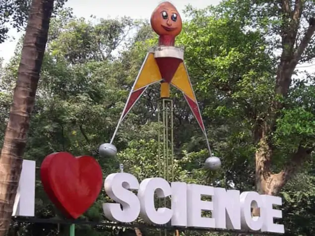 visit-to-nehru-science-centre (2)