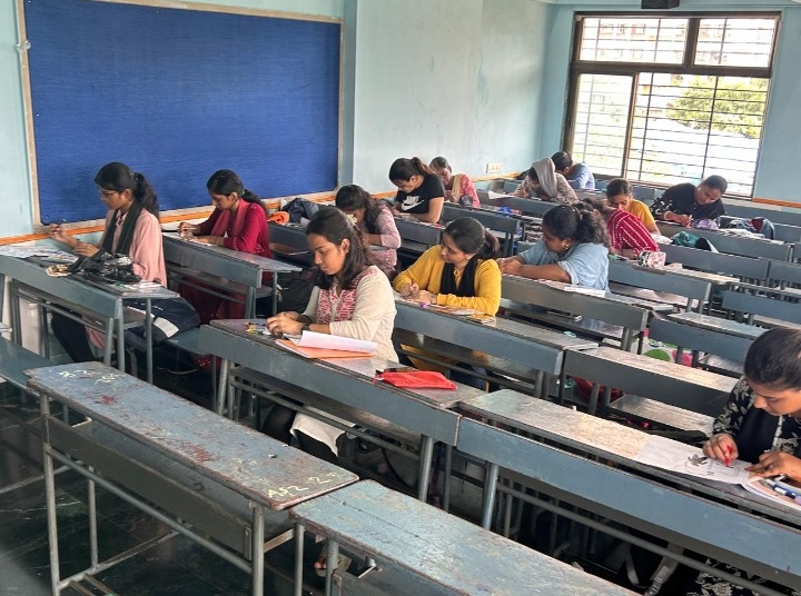 Poster-Competition-2024 (4)