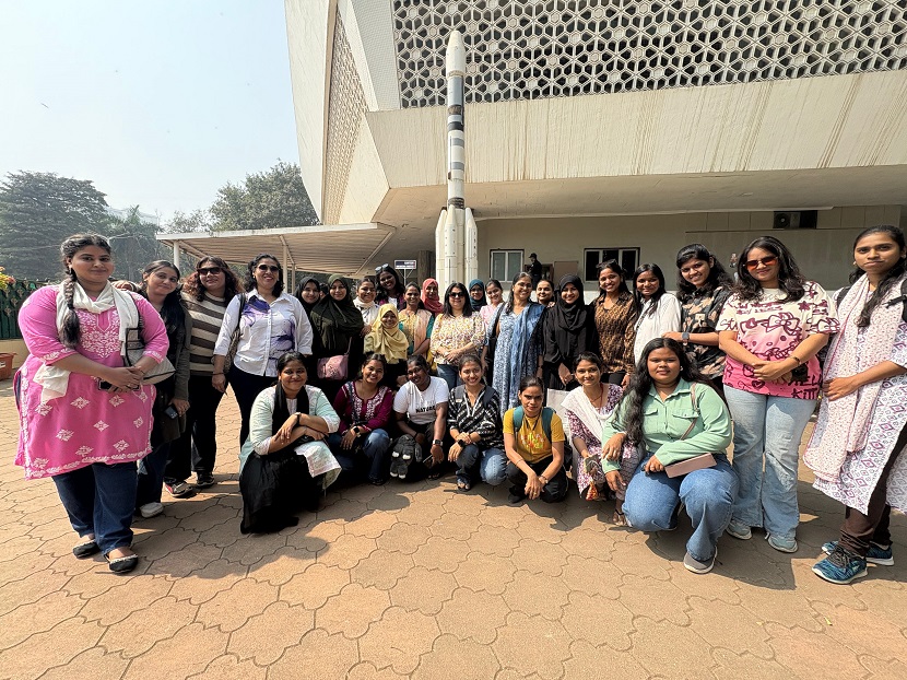 educational-visit-to-nehru-planetarium-and-nehru-centre-art-gallery (4)